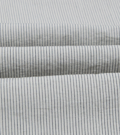 Drake's White and Navy Pinstripe Linen-Cotton Long Point Collar Shirt