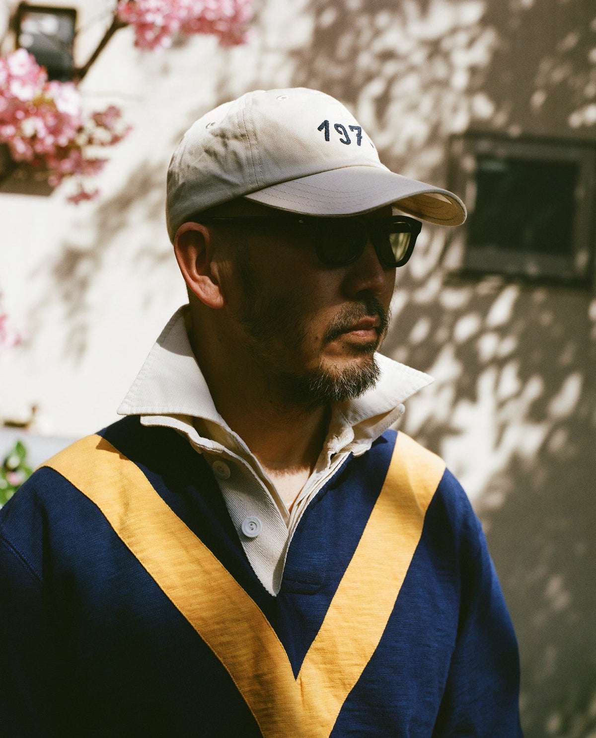 Drake's Navy and Yellow Chevron Flamé Cotton Rugby Shirt
