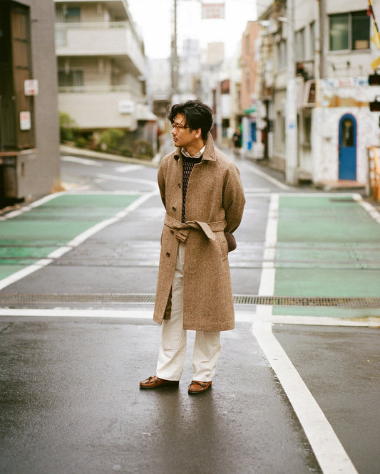 Drake's BEAMS F & Drake’s Tweed Raglan Overcoat