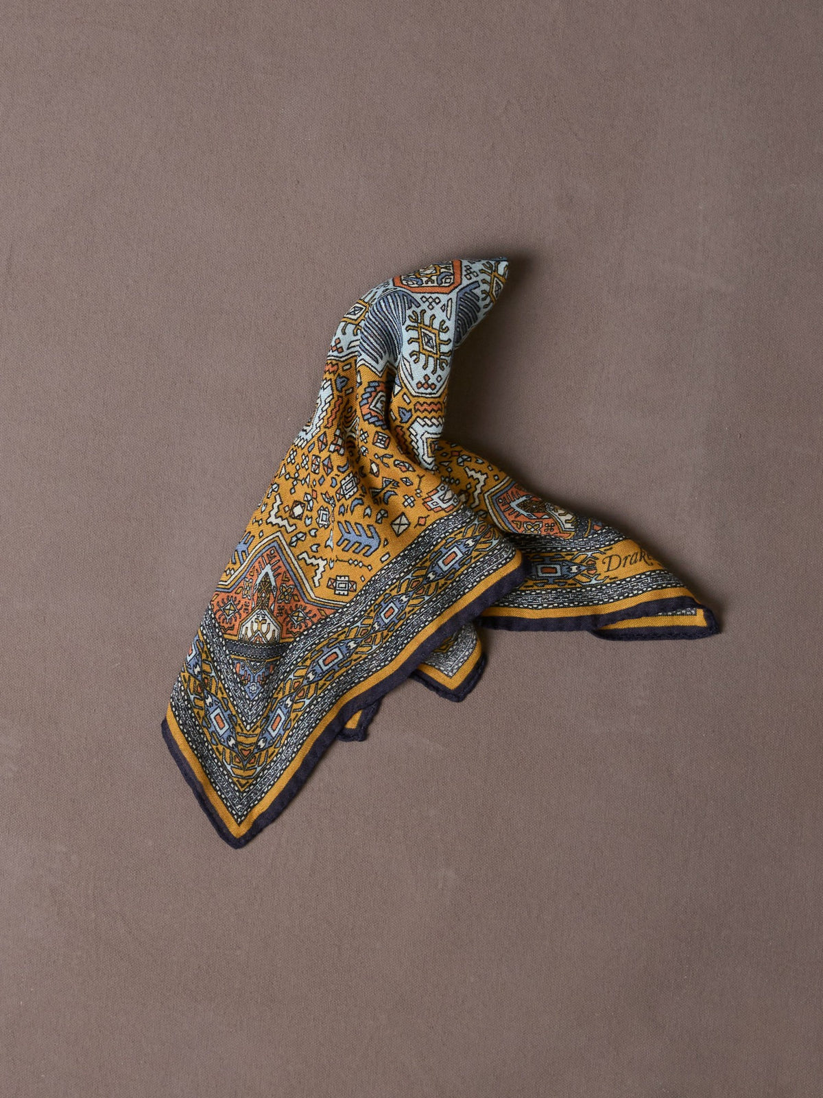 Drake's Yellow and Navy Kelim Print Wool-Silk Pocket Square