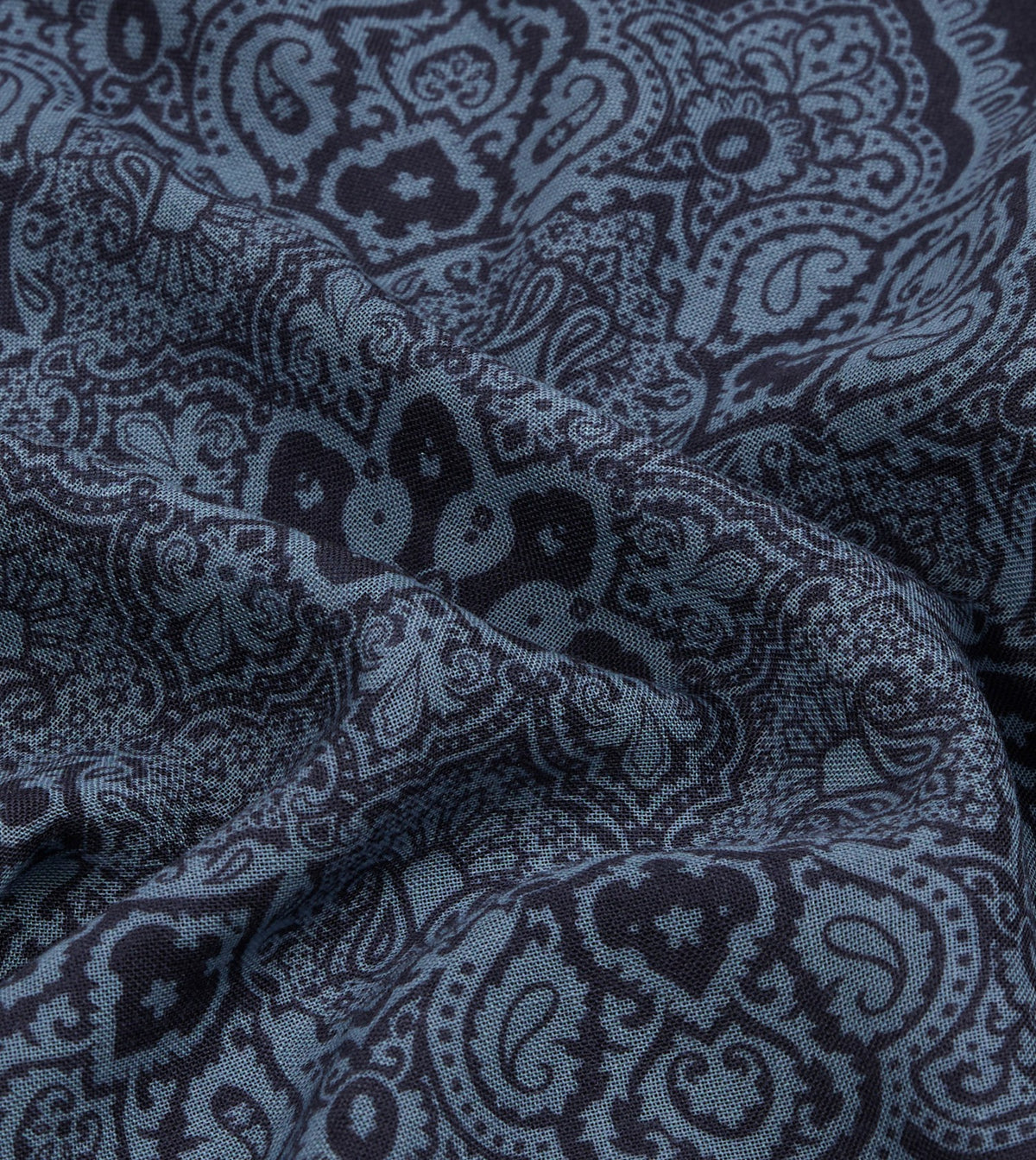 Drake's Navy Paisley Tile Print Wool-Silk Pocket Square