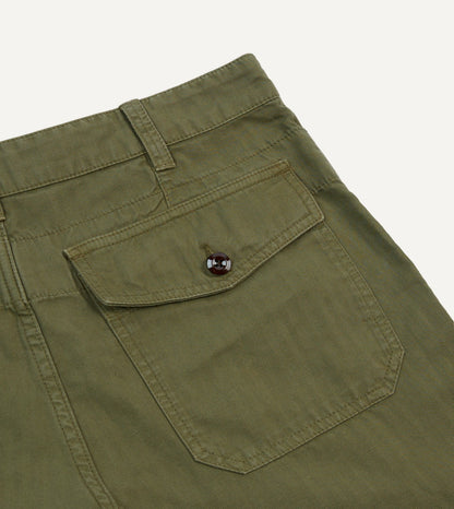 Drake's Olive Cotton-Linen Herringbone Fatigue Shorts