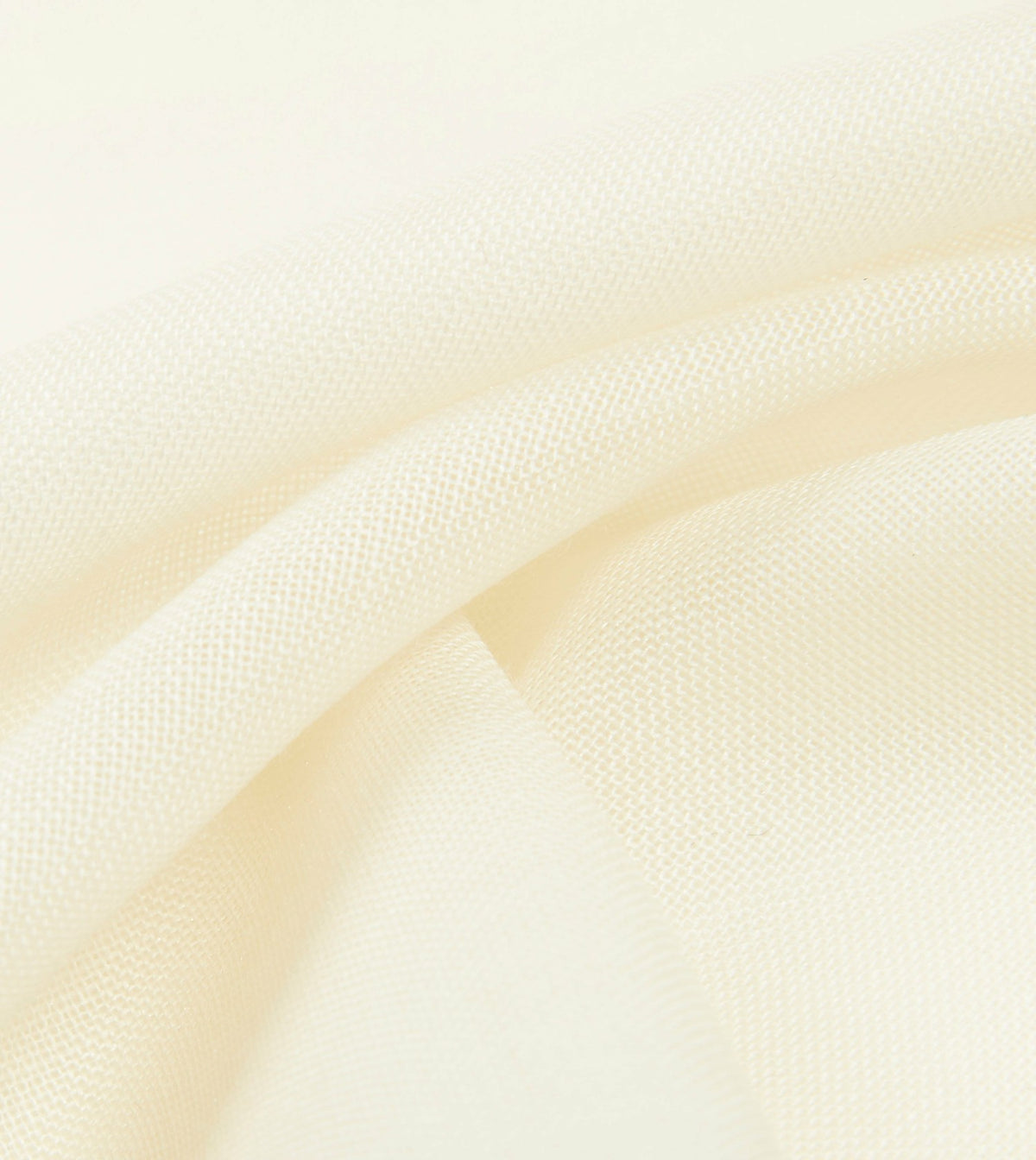 Drake's Ivory and Blue Shoestring Border Silk Pocket Square